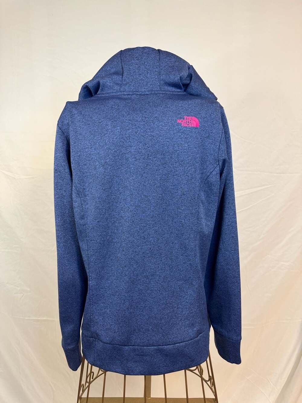 The North Face Women's Heathered Navy Blue and Pink Half Dome Pullover Hoodie Si - Picture 5 of 8